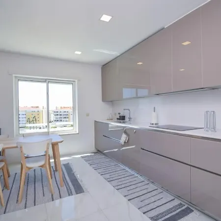 Stylish Seaview With Swimming Pool